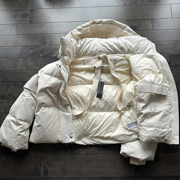 Banana Republic Recycled Down Filled Puffer Jacket - new with tags - Picture 3 of 4